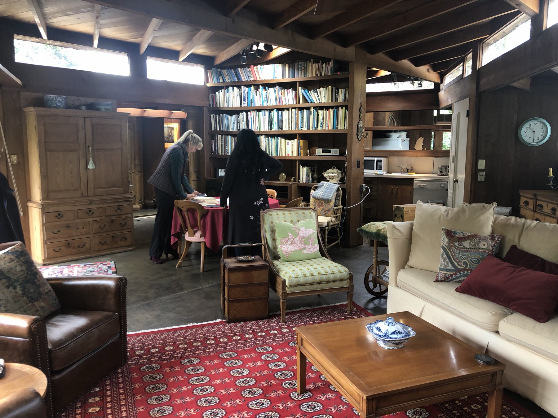 Chapman House interior at the time of acquisition
