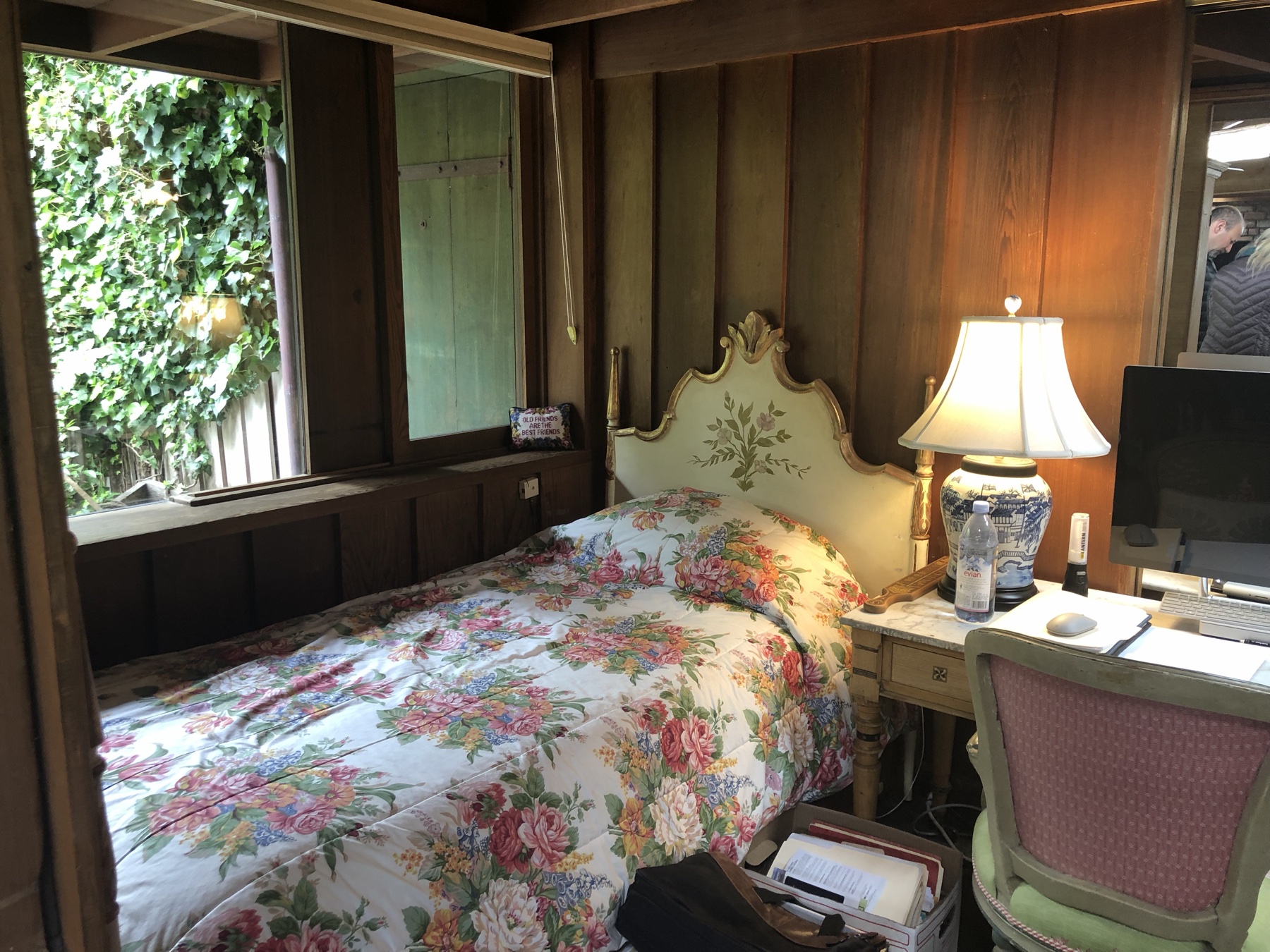 Chapman House interior at the time of acquisition